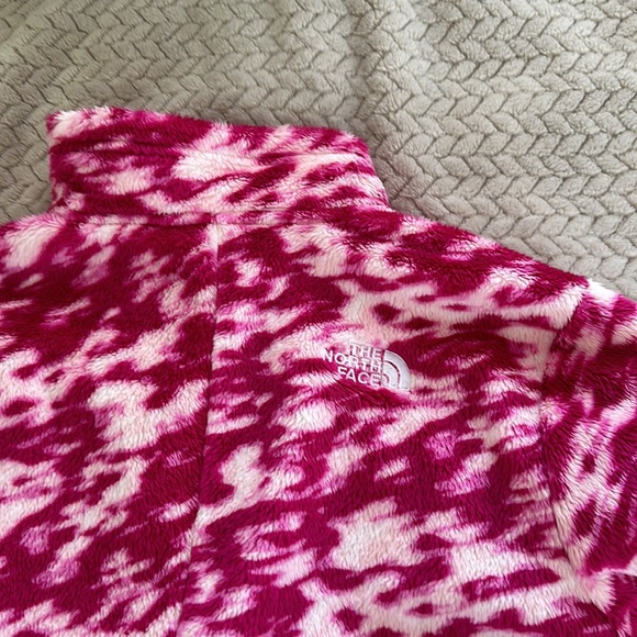 The North Face Pink Fleece Jacket - Picture 7 of 7